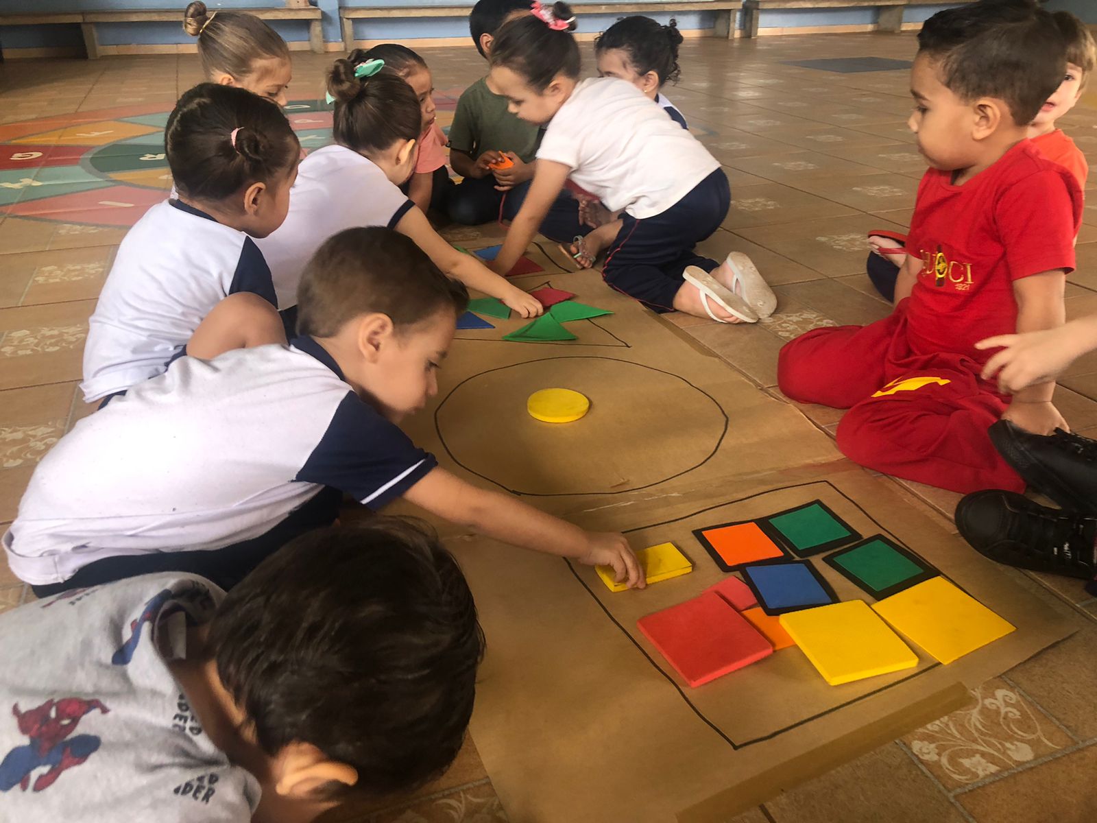 Figuras Geom�tricas Infantil 3B Centro de Educa��o Infantil Passionista Jo�o Paulo II