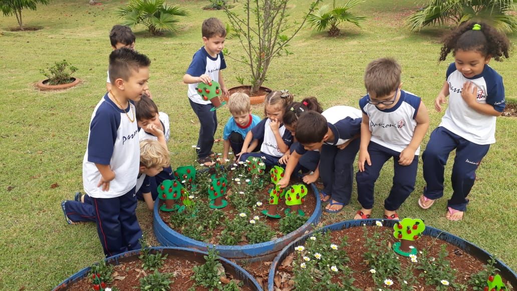 Dia da �rvore e Primavera Centro de Educa��o Infantil Passionista Jo�o Paulo II