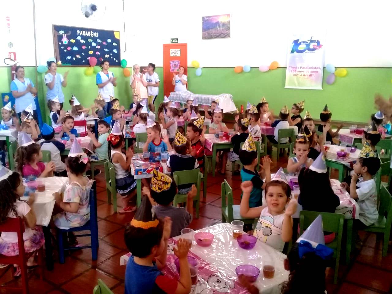 Festa de Dia das Crian�as  Centro de Educa��o Infantil Passionista Jo�o Paulo II
