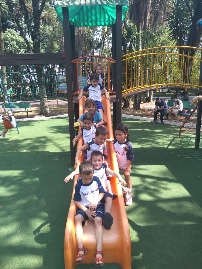 Passeio ao Zool�gico  Centro de Educa��o Infantil Passionista Jo�o Paulo II